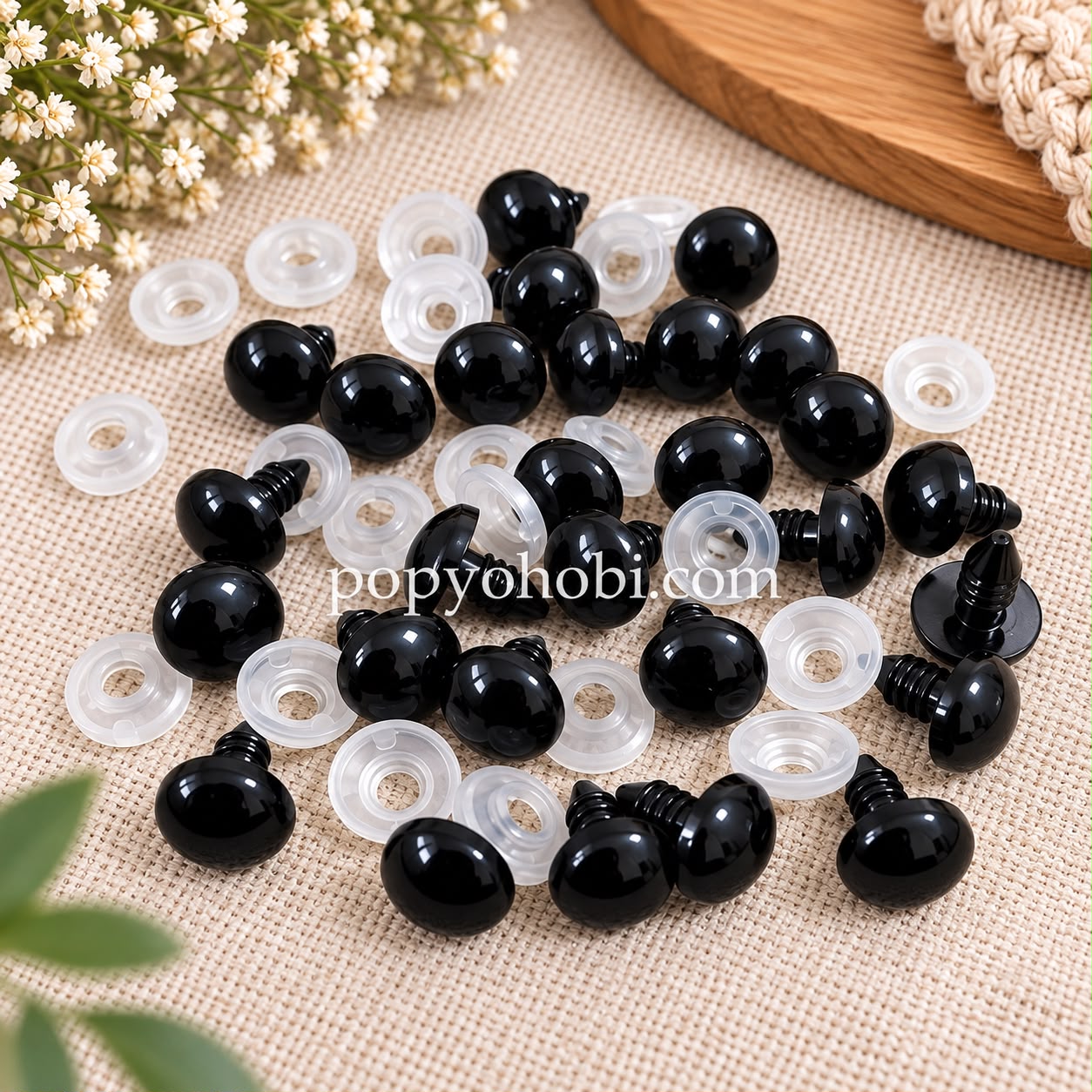 12 mm Vidalı Göz Siyah