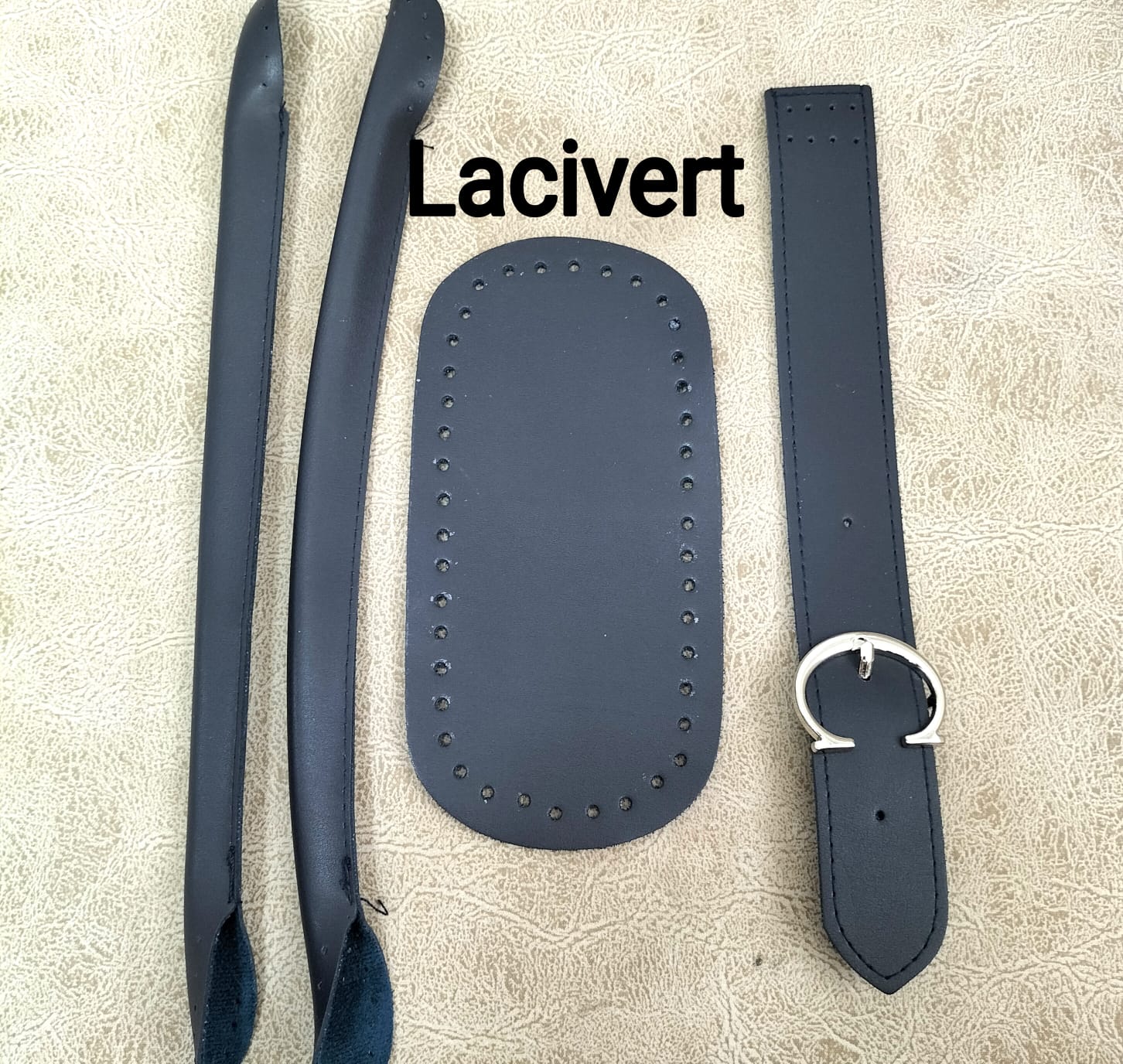 lacivert